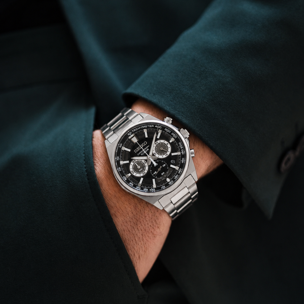 Seiko Quartz Watch worn on wrist