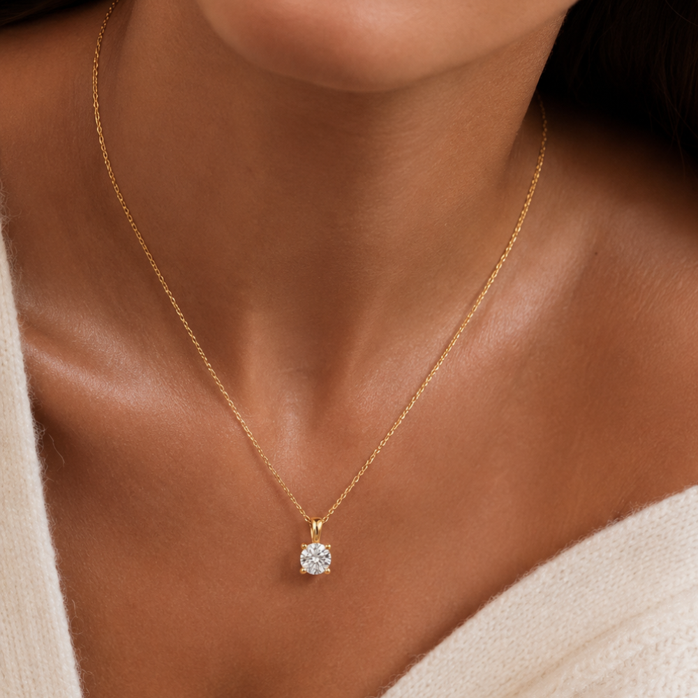 woman wearing 2.00 ct lab-grown diamond necklace