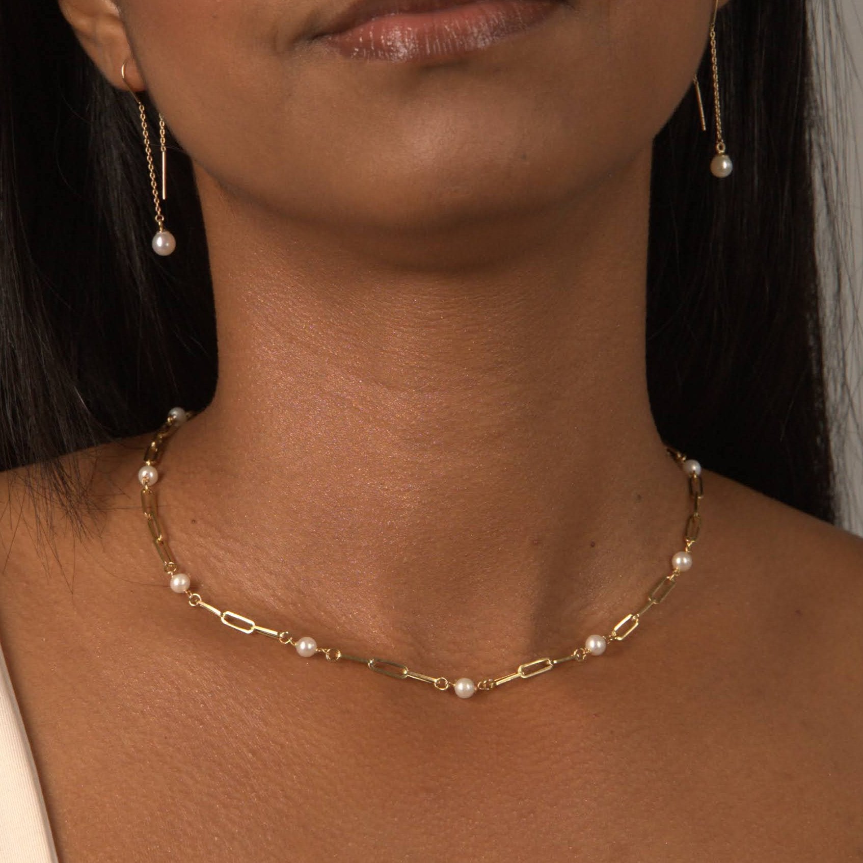 Linked Pearl Necklace