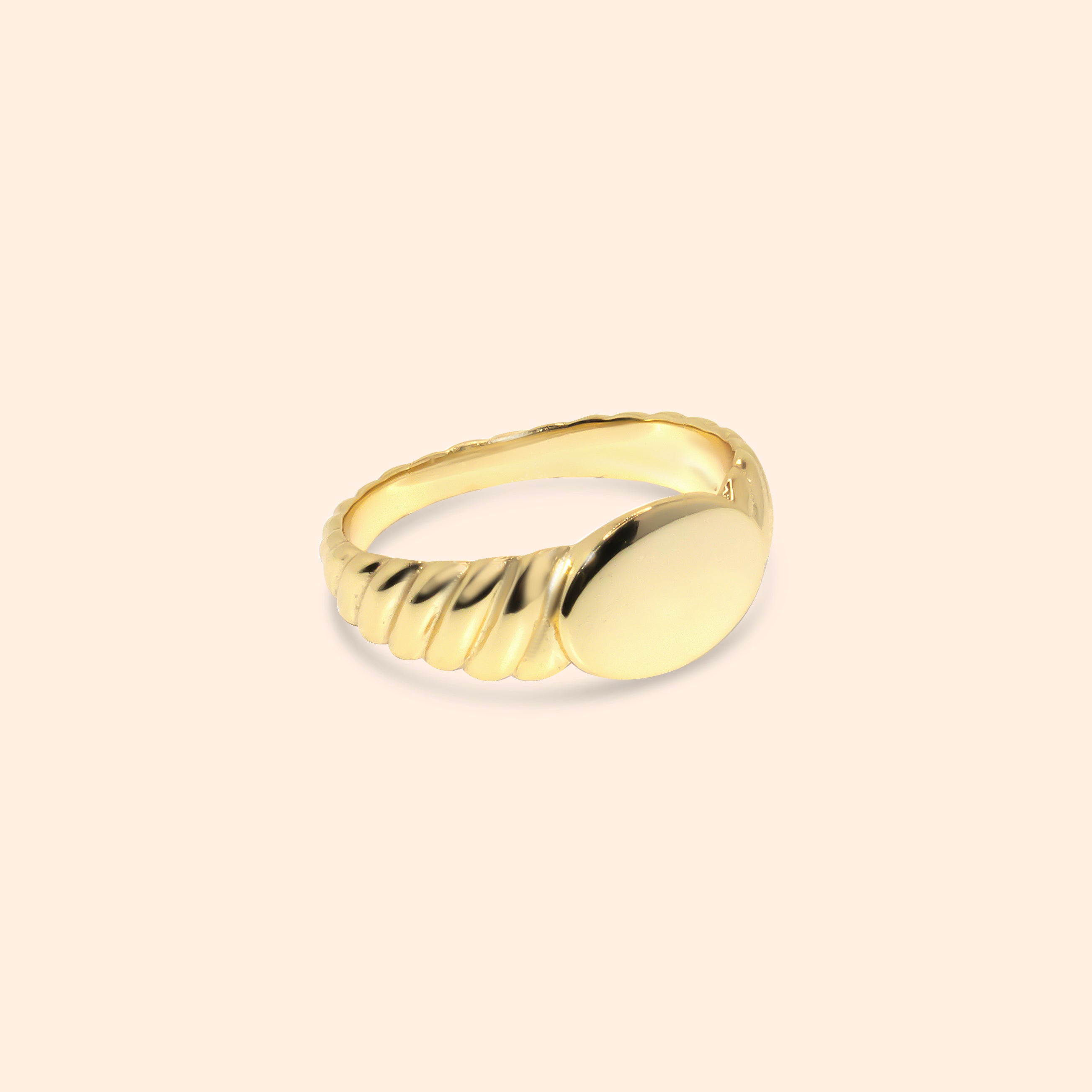Torsade Signet Ring