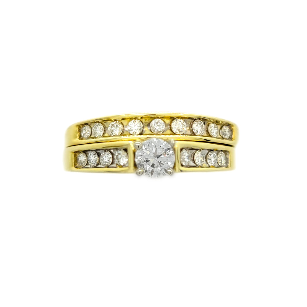 Solitaire with Side Diamonds Set